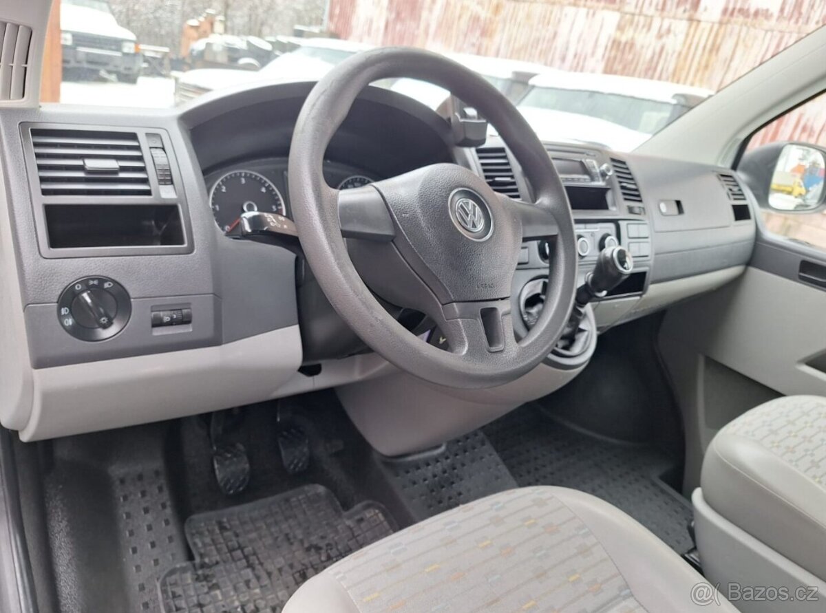 VW Transporter 2.0TDi 4motion 5míst - DPH - 11