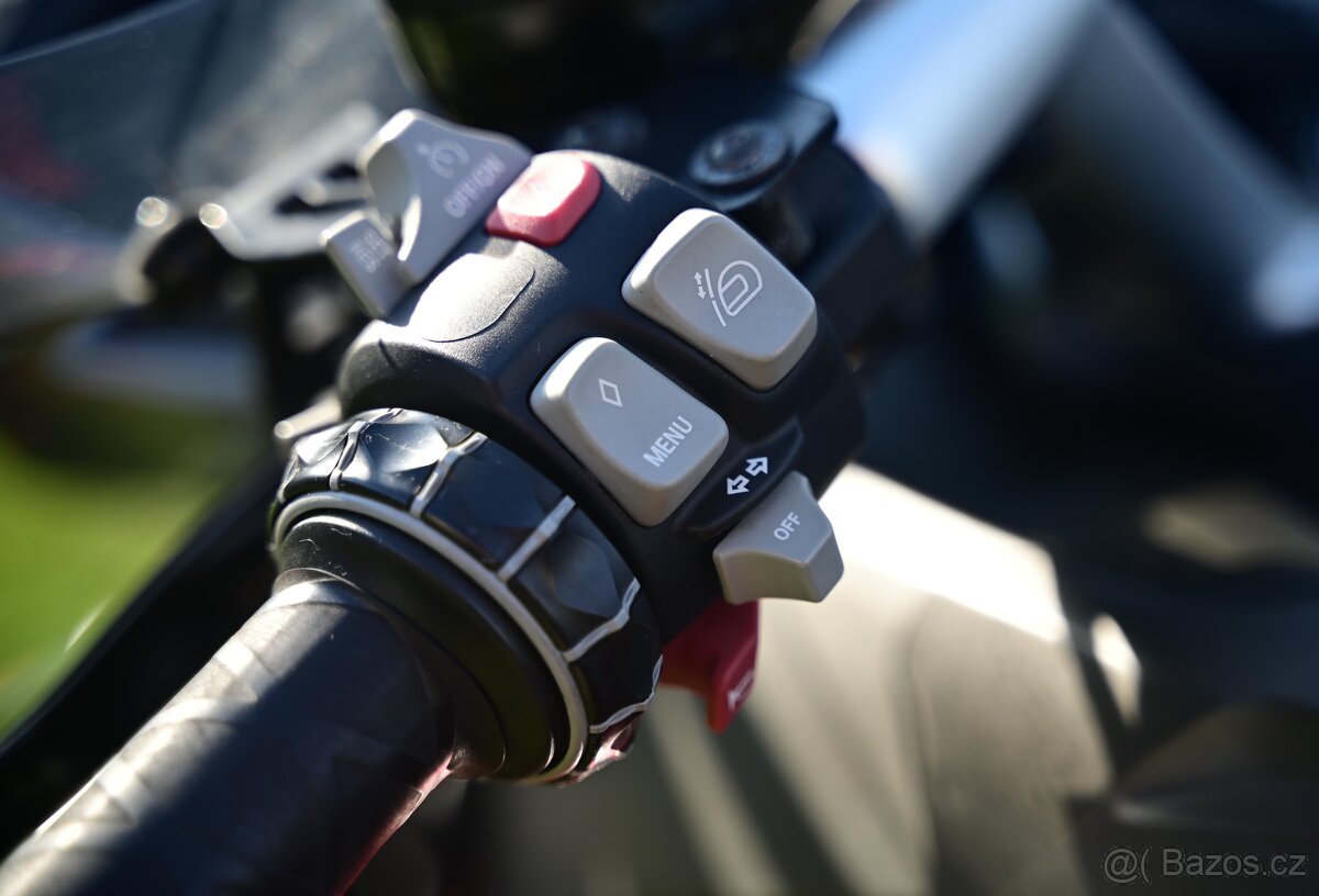 BMW K1600GT, SERVISKA + příslušenství - 11