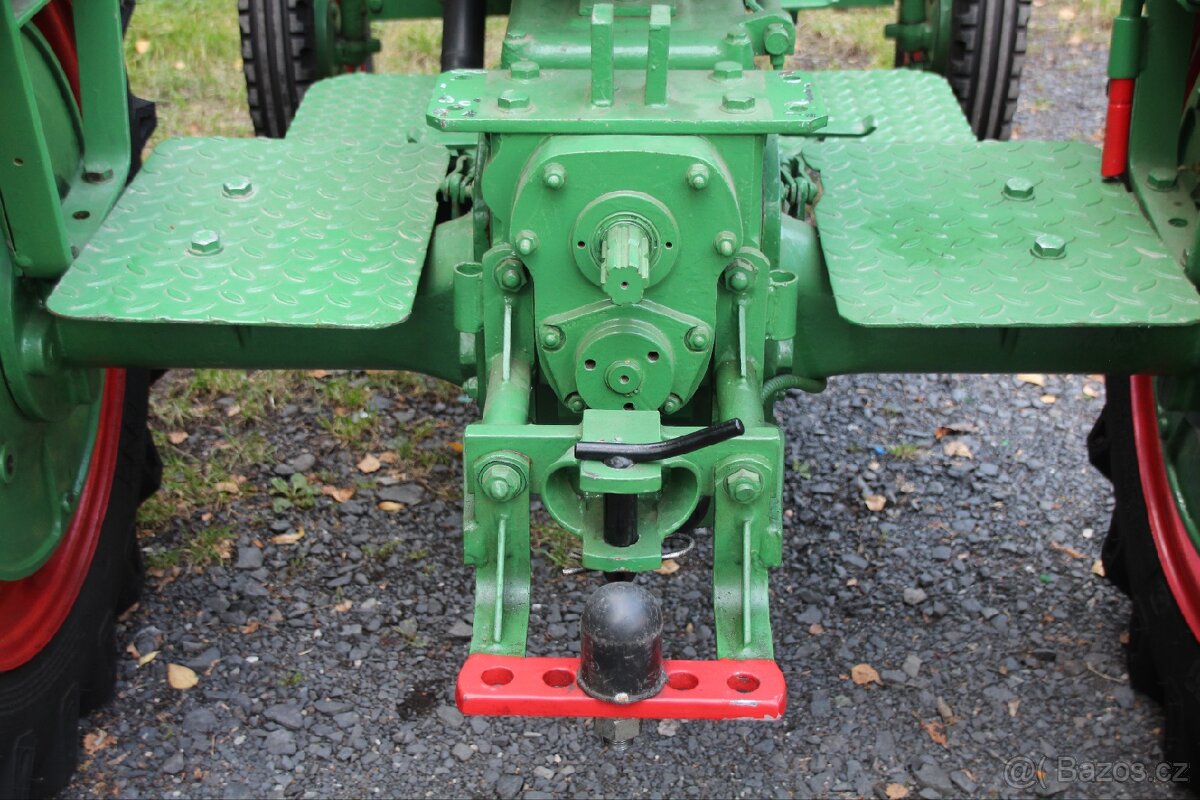 Traktor Holder B-10 rok 1956 - s doklady - 11