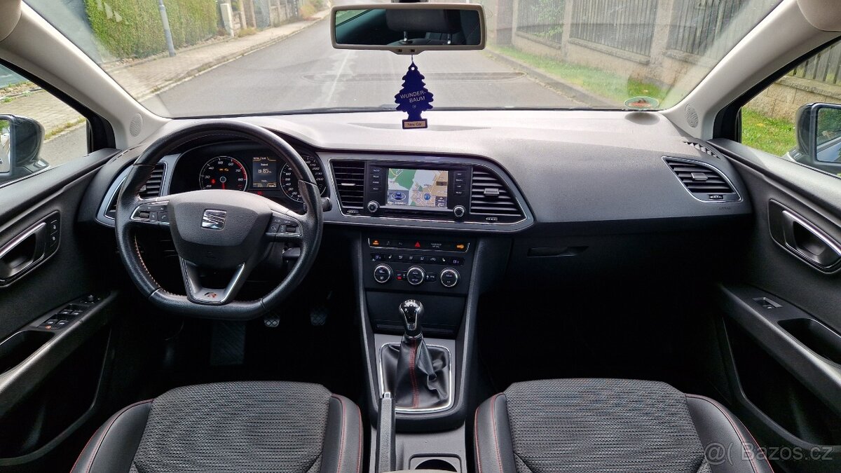 Seat Leon 1.4TSi FR 103Kw LED, Alu18, Navi Pěkný stav - 11