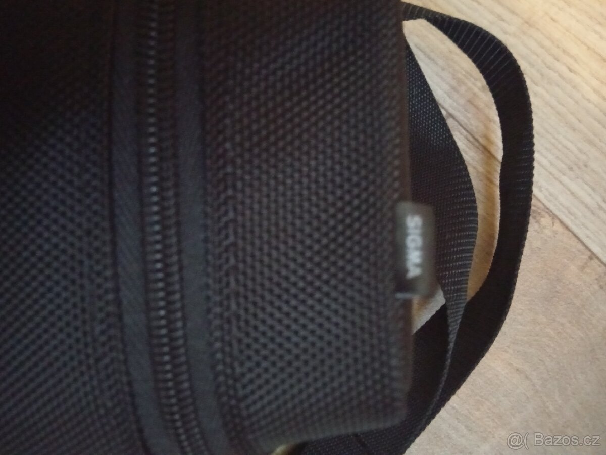 Objektiv Sigma 105 mm 1:2,8 DG Macro - 11