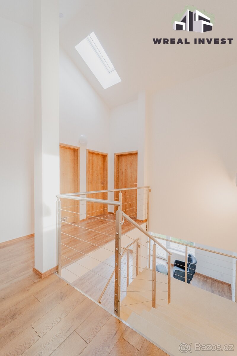 PRODEJ NOVOSTAVBY RD 4+KK S DVOUGARÁŽÍ VE VELKÉ POLOMI - 11