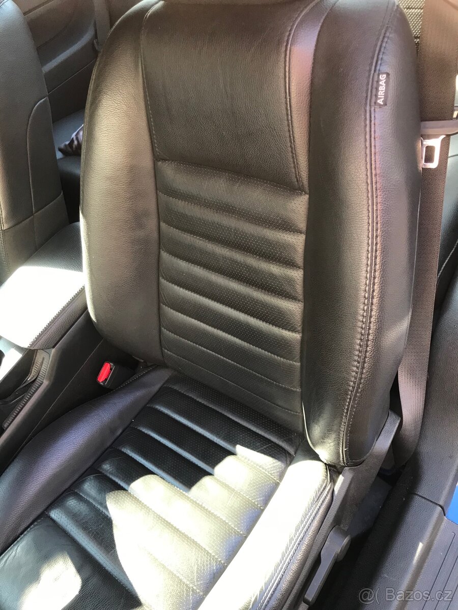 Ford Mustang GT V8 - 11