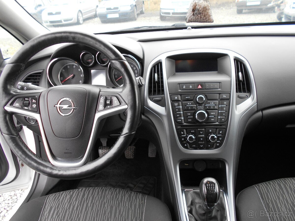 Opel Sports tourer 1.6 Cdti 81 kw - 11