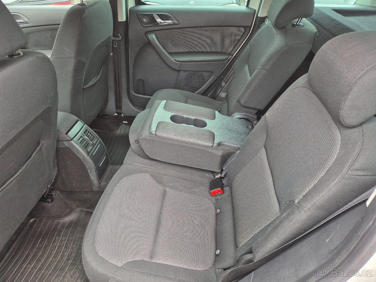 Škoda Yeti 1.6TDi,77KW,MANUÁL,NOVÉ ROZVODY,VSTŘIKY,R.V.2012 - 11