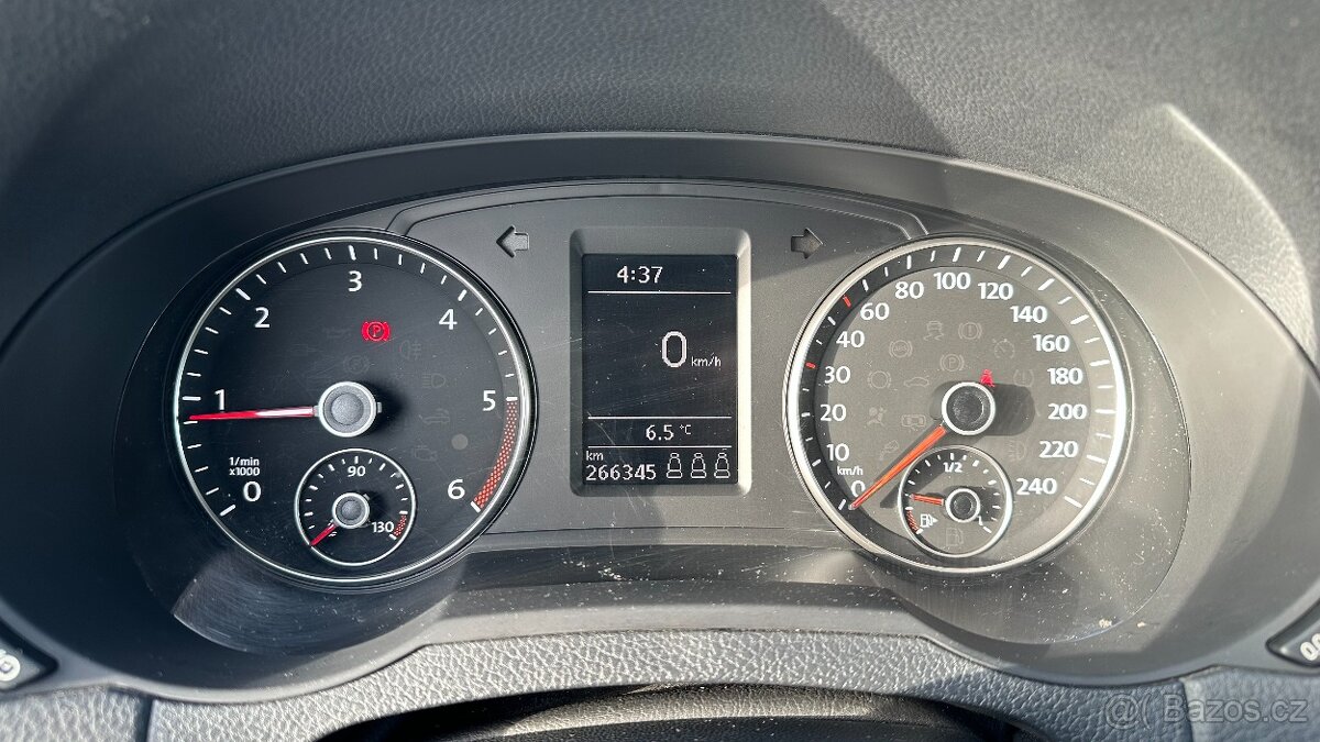 Volkswagen Sharan 2.0TDI 85kW DPH,Tažné,ACC - 11