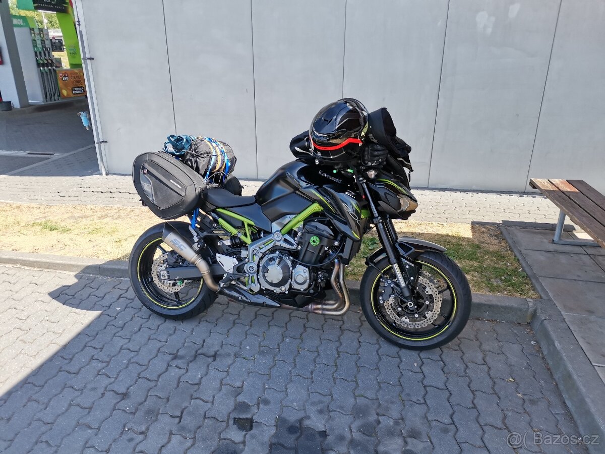 Kawasaki Z900 - 11