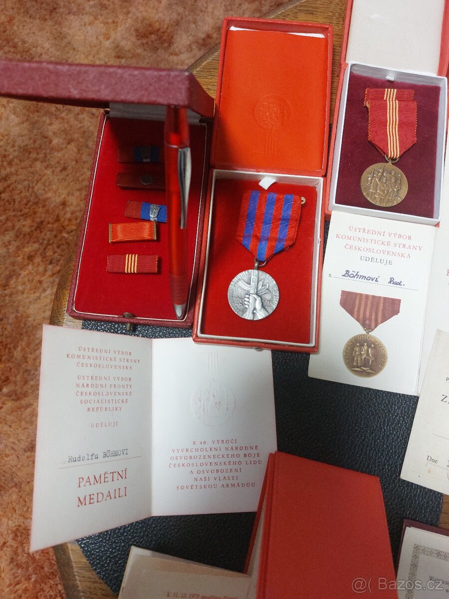 Artefakty z komunistické éry - 11