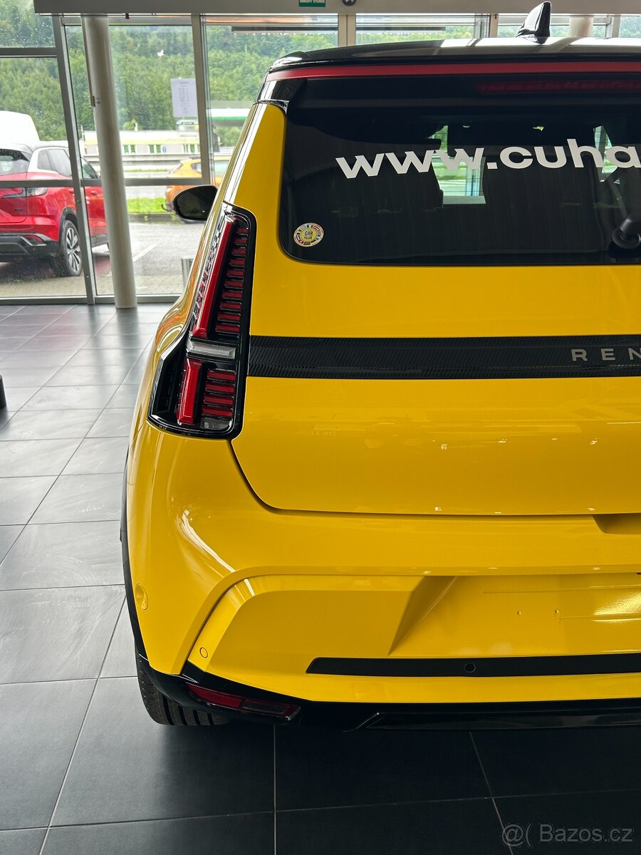 Renault R5 E-Tech elektrický Iconic Cinq 120k - NOVÉ VOZIDLO - 11