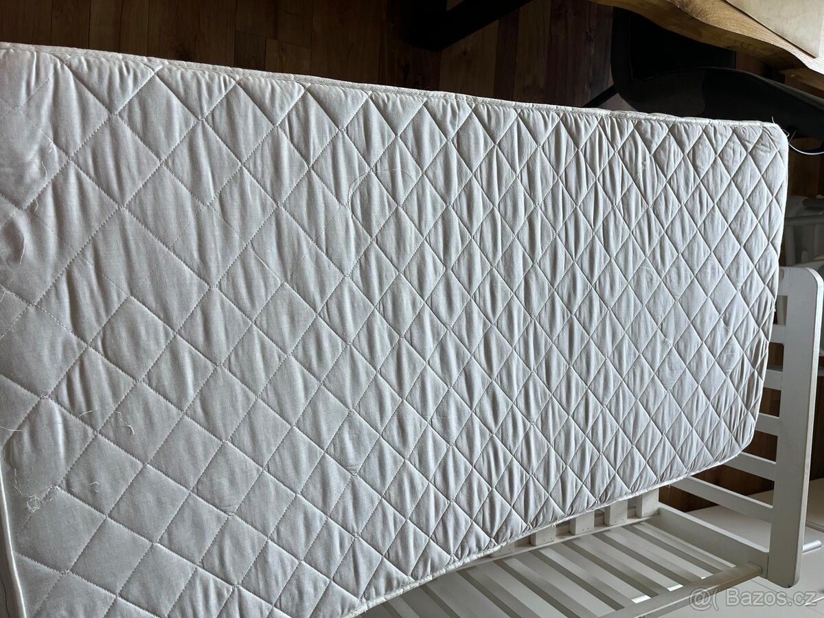 Dětská postýlka viz foto s matrací - 11