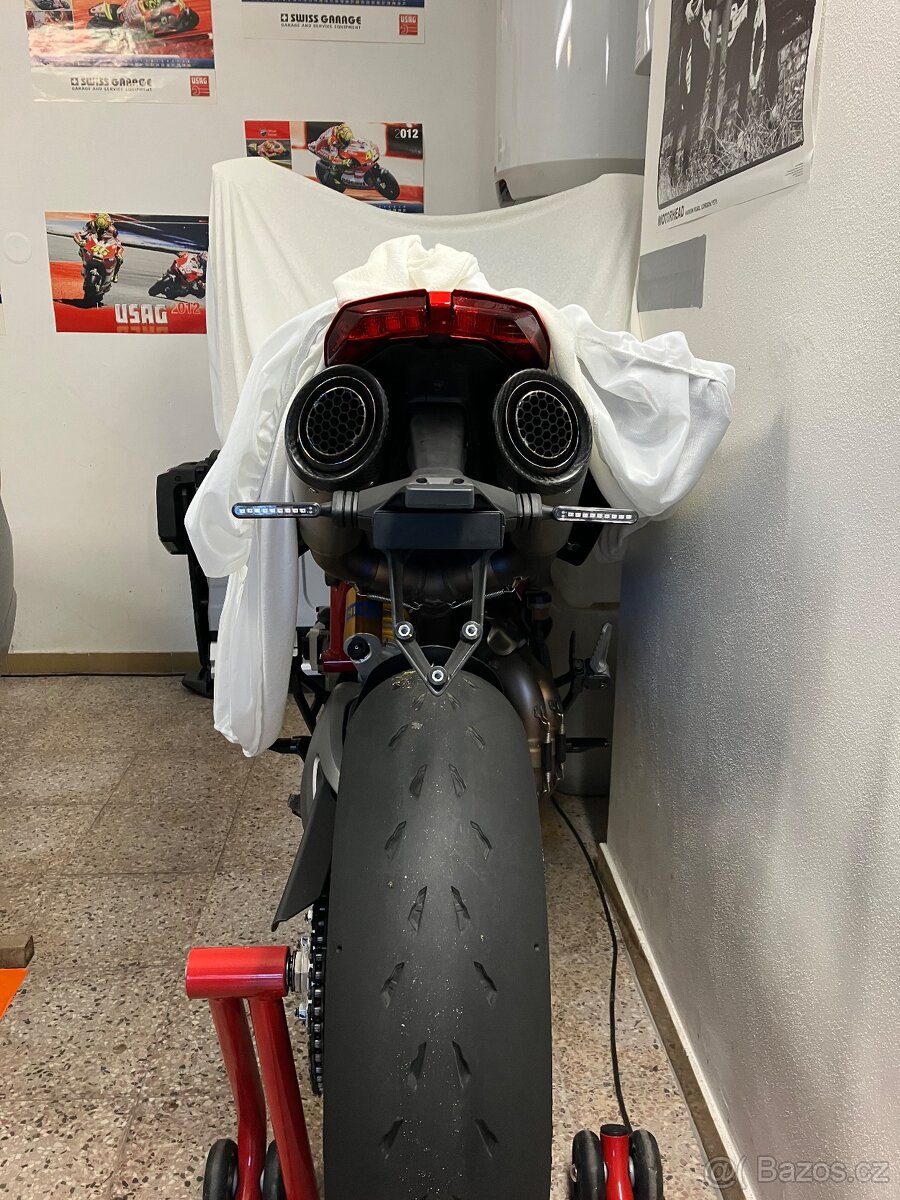 Ducati Hypermotard SP - 11