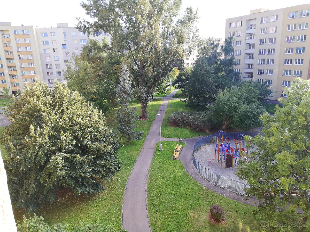 KAUCE JEN 10.000 KČ, 1+kk J.Brabce 21, Ostrava - 11