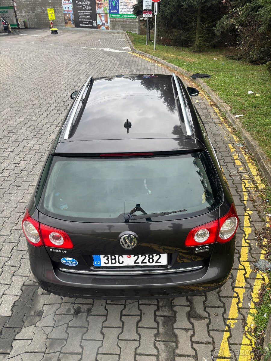 Volkswagen Passat B6 Variant 2.0 TDI 4Motion - 11