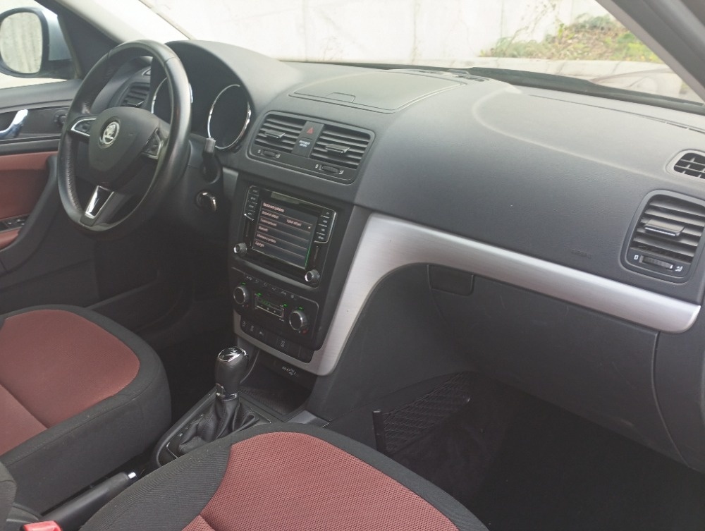 Škoda Yeti 1.4 TSI dsg - 11