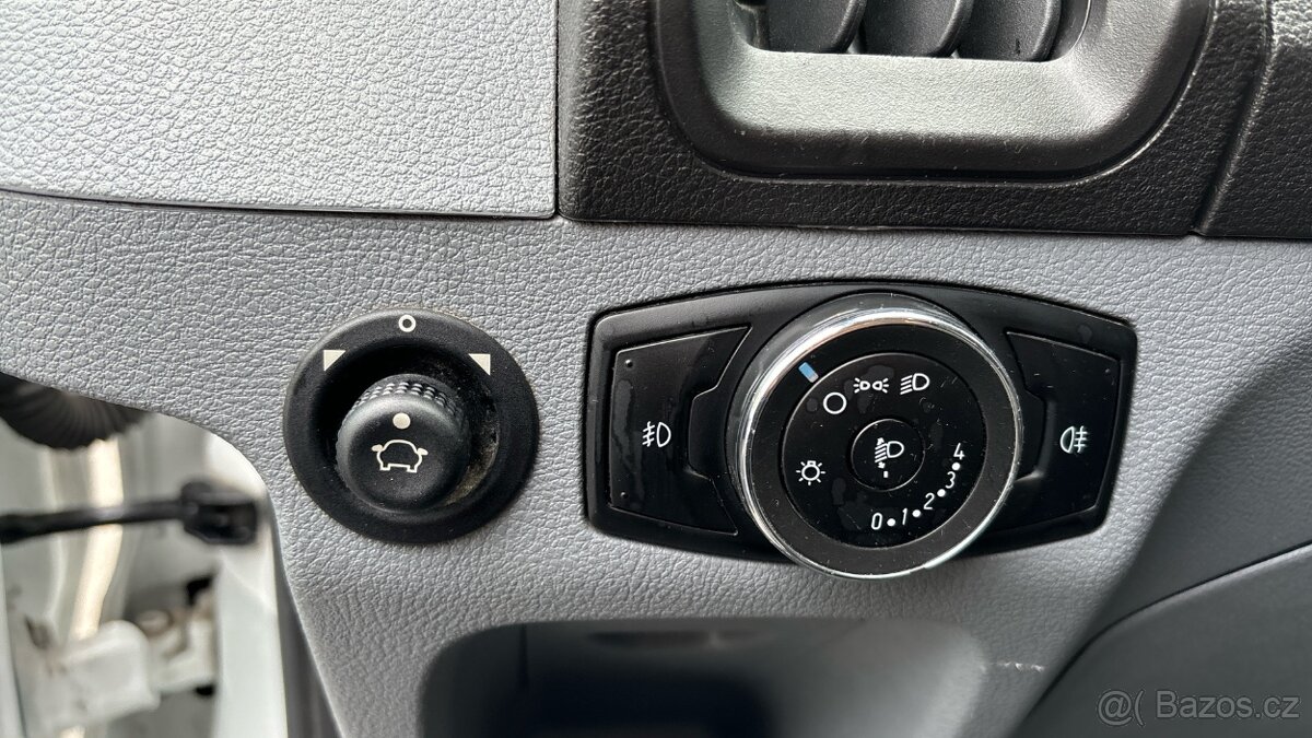 Ford Transit 2.2TDCi 74kW vys. střecha - 11