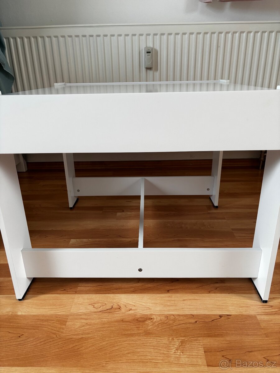 Detsky stolek a zidle - 11