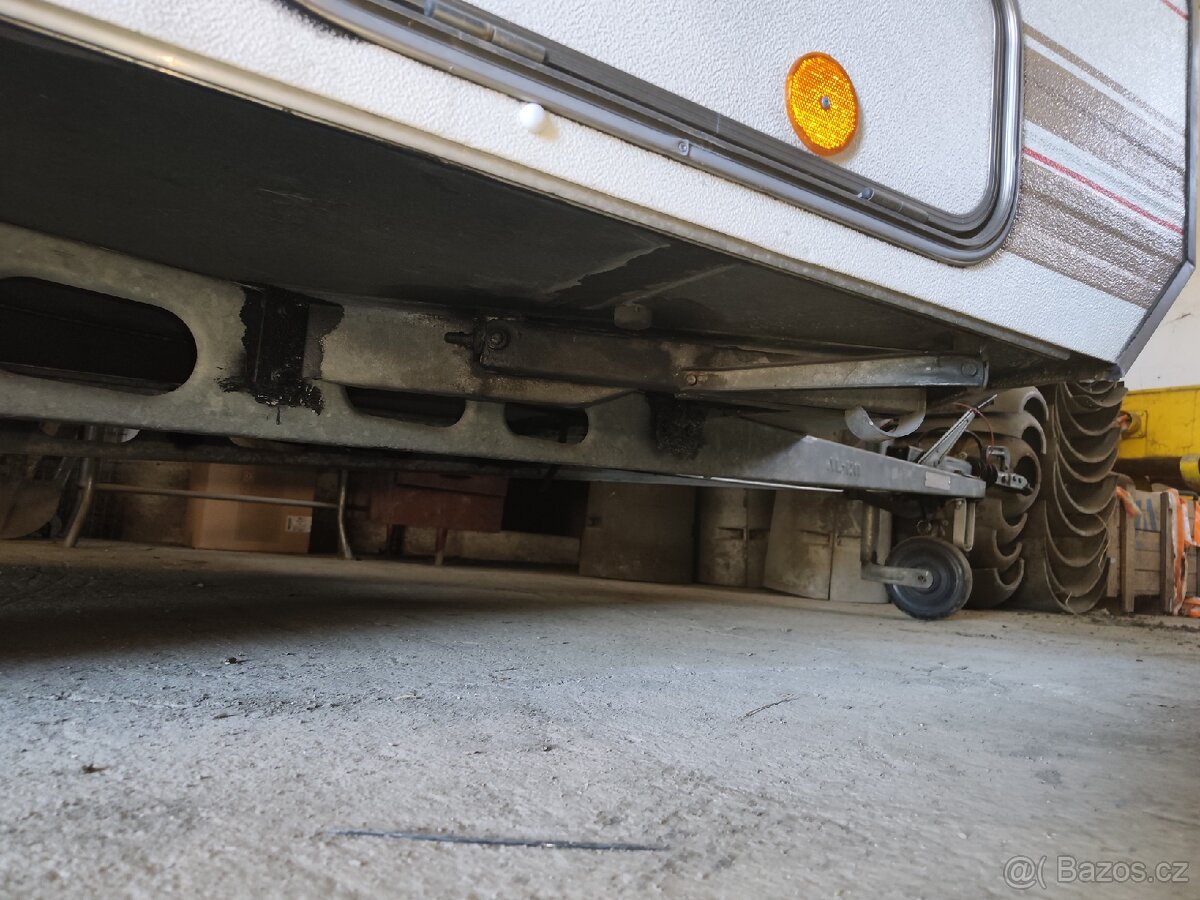 Karavan Dethleffs Vasil Valciu - 11