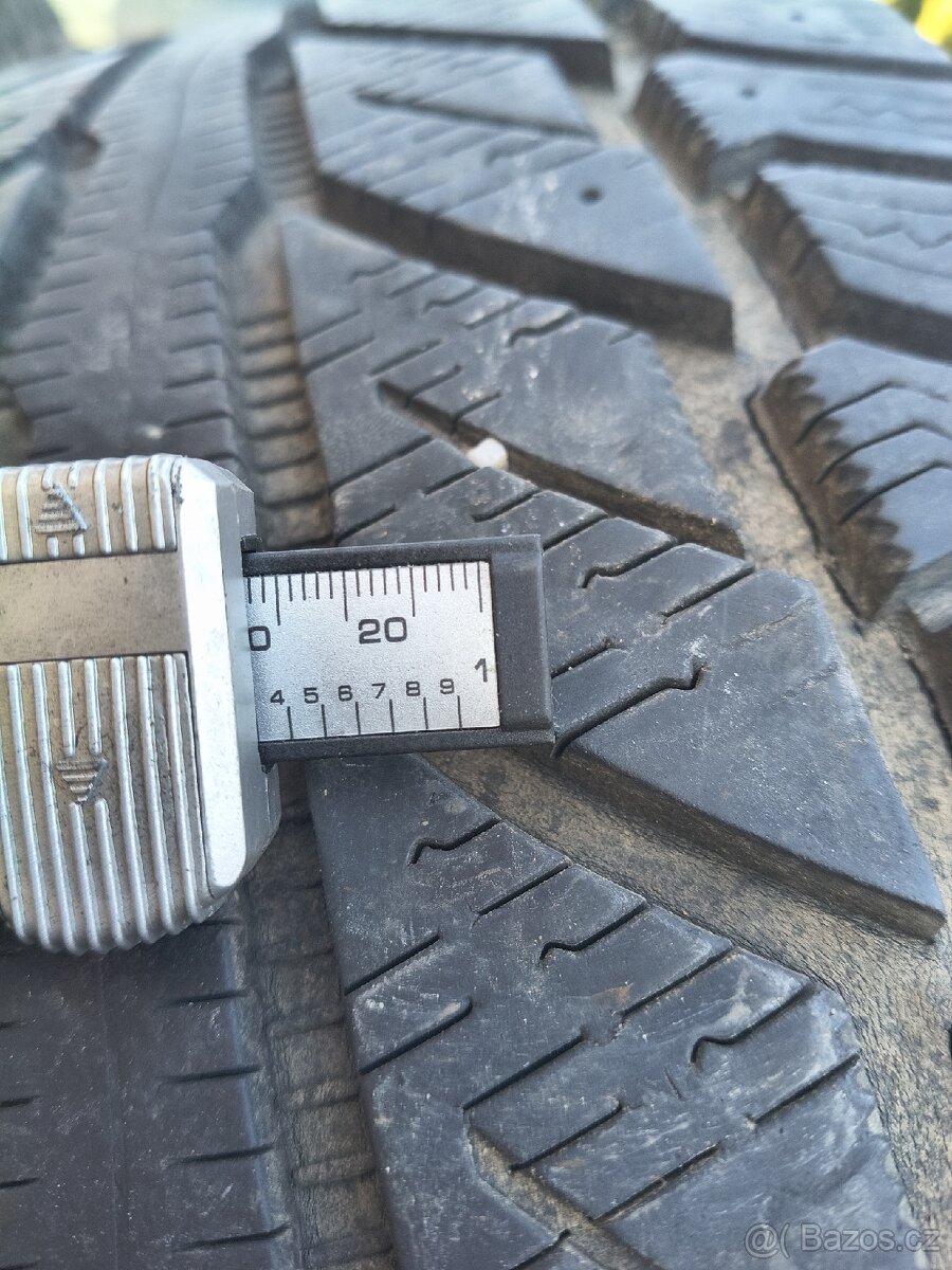 Pneu 265/65 R17 - 11