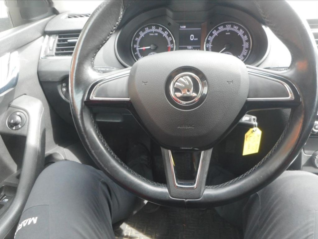Škoda Octavia,1,6 TDi - 11