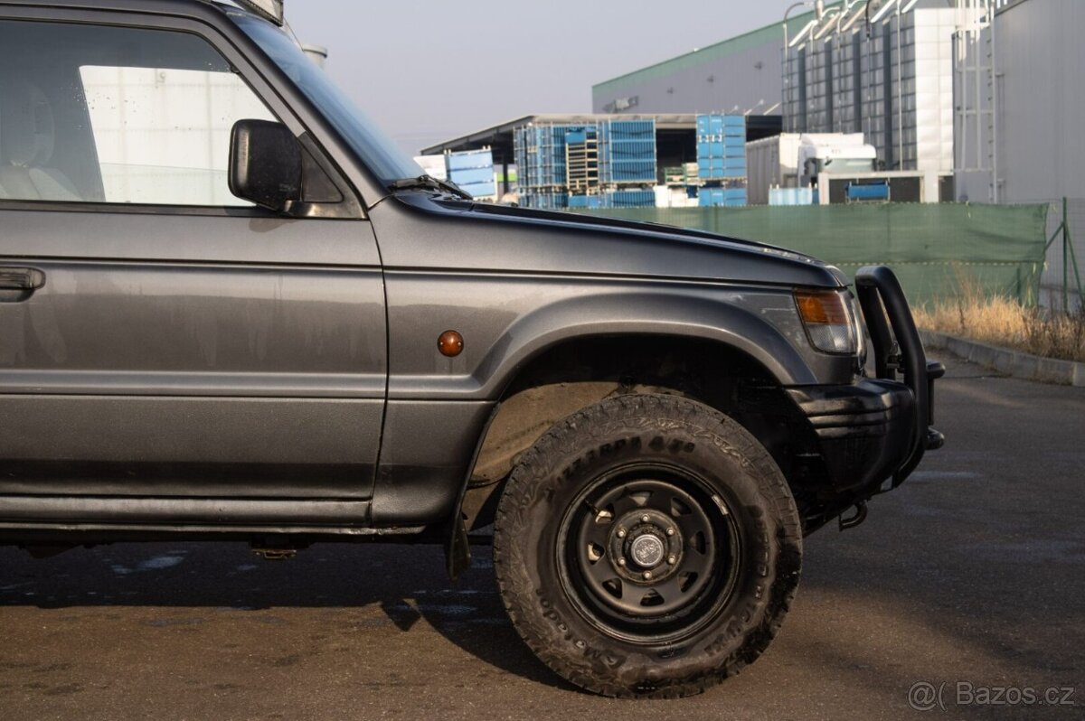 Mitshubishi Pajero 2.5 TD, 73kW - 11