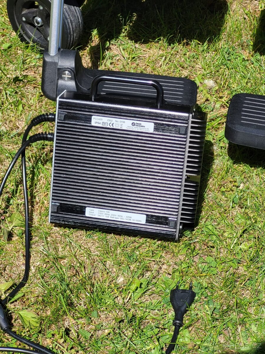 Prodám el. Vozík zn. Quickie (šestikolový) - 11