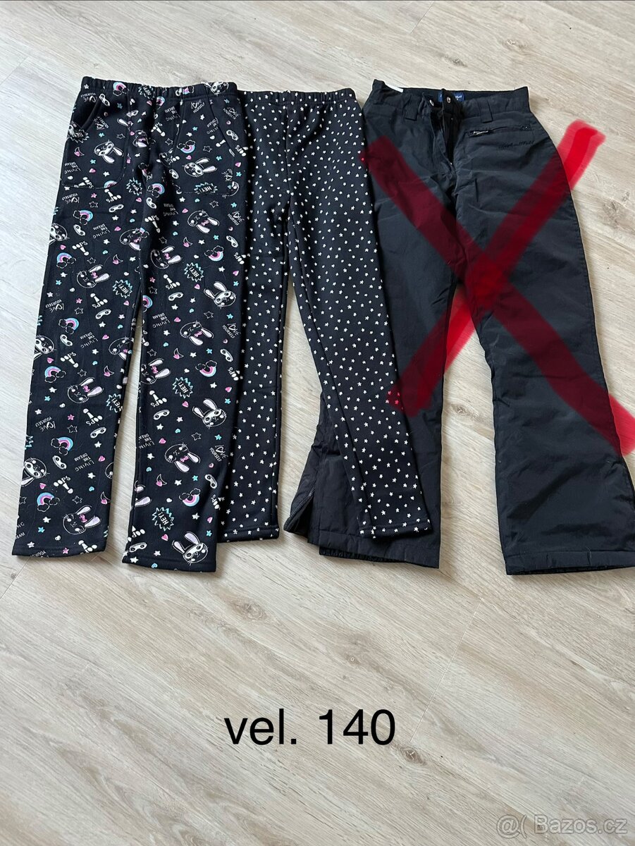 Kalhoty po holkách různé - 11