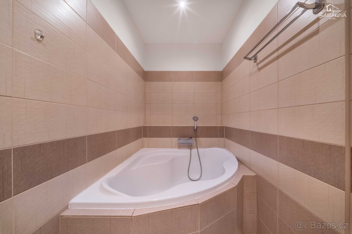 Prodej bytu, 60m2, Tichá ulice, Plzeň , Skvrňany - 11