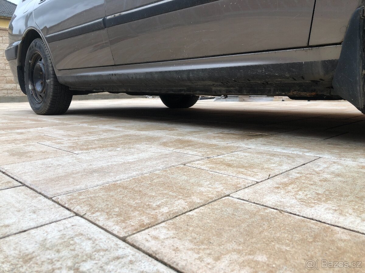 Peugeot 406 combi 2.0 hdi  2003 - 11