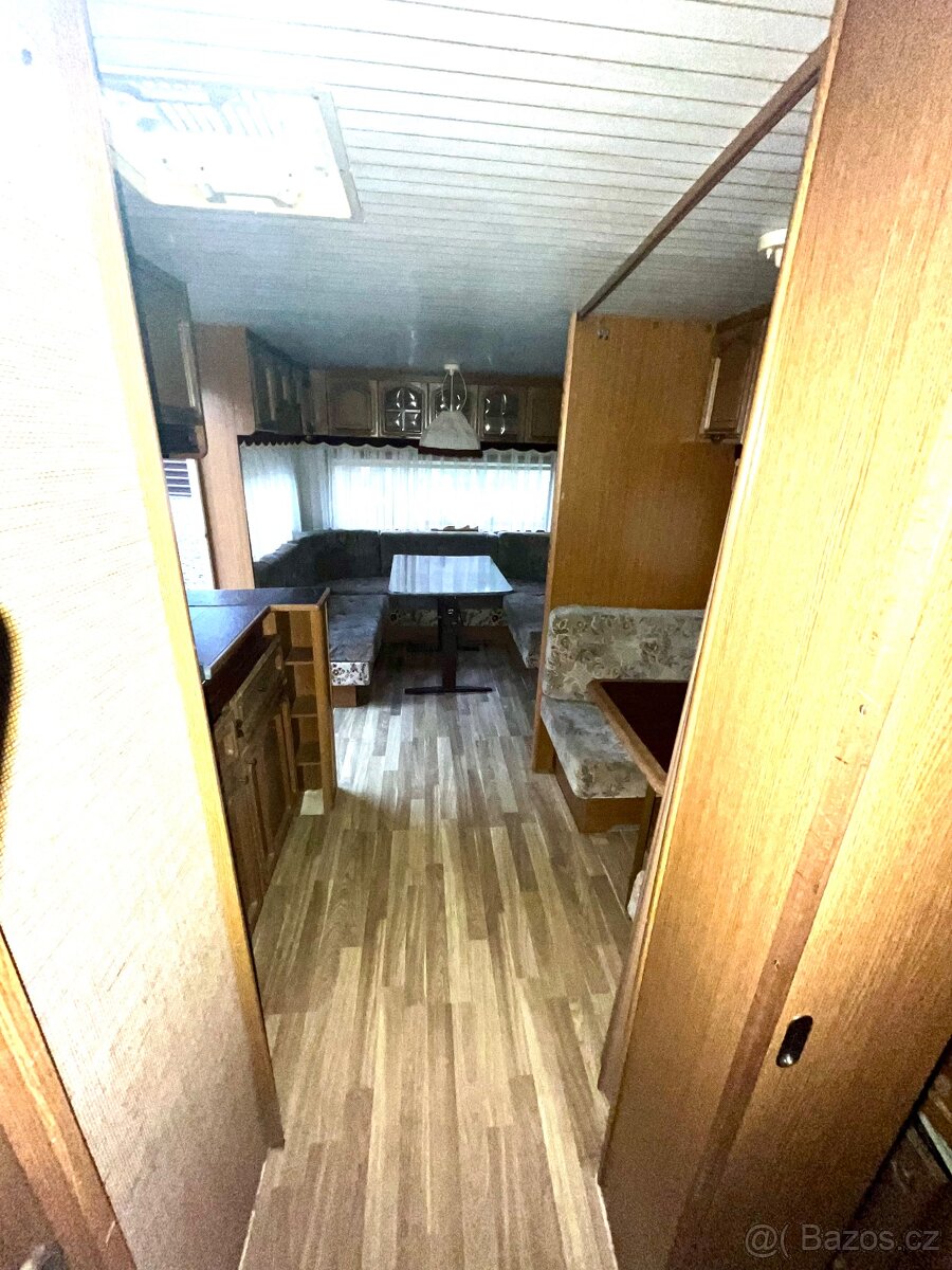 Karavan obytný přívěs hobby de luxe - 11