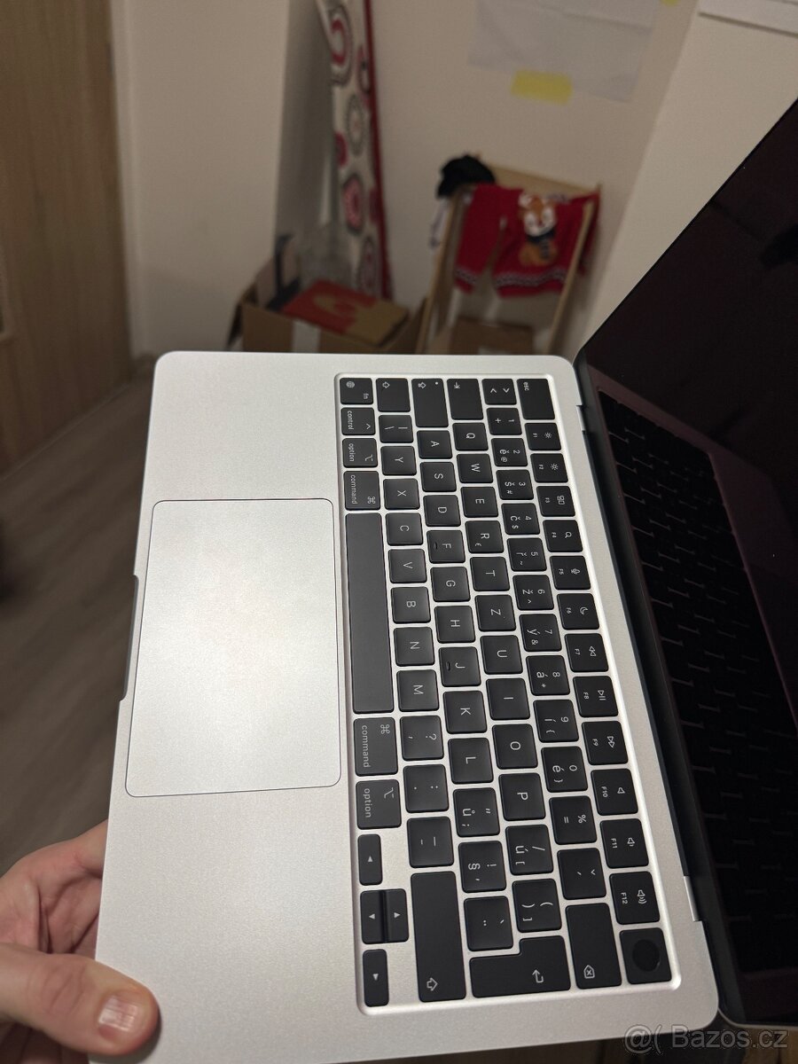 notebook apple MacBook Air, 13,6 palcu, M3, 2024, novy - 11