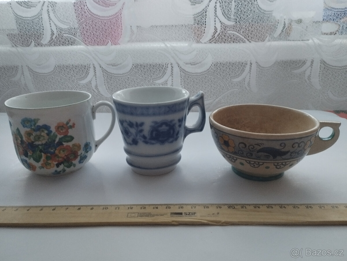 Velikonoční ubrus,hrníček,dečky,sklo,porcelán - 11