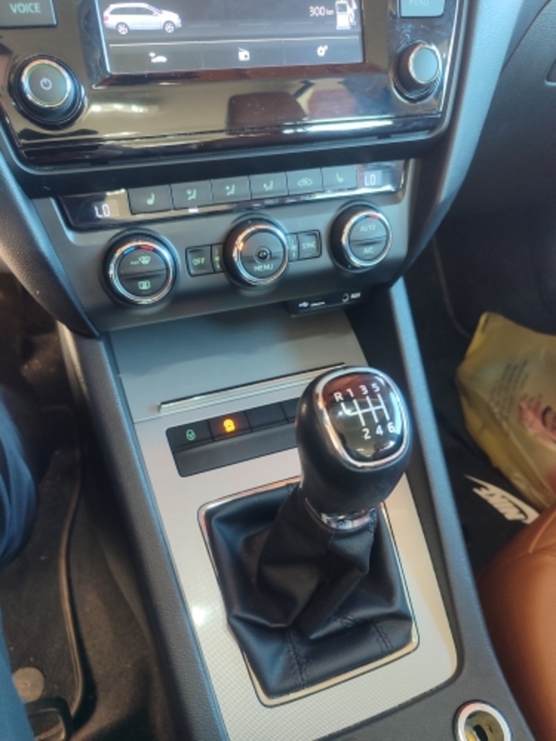 DEAKTIVATOR SYSTÉMU START STOP - 11