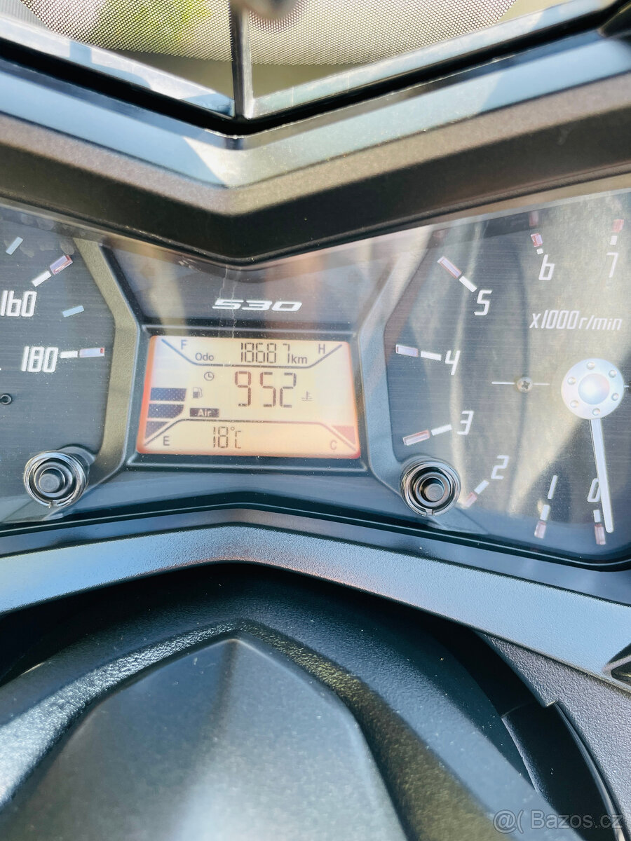 Yamaha T-max 530 r.v.2013 - 11