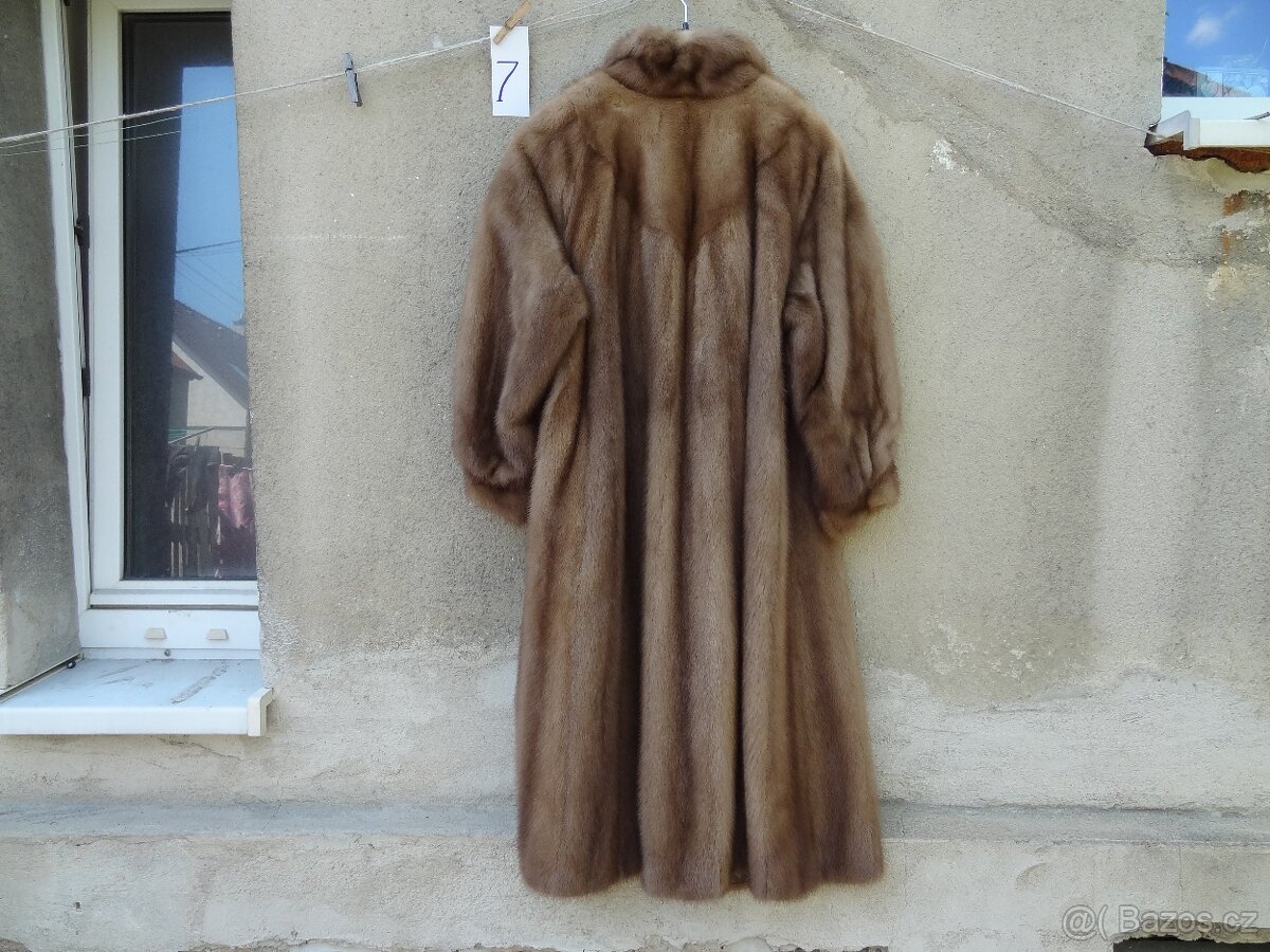 NORKOVÉ KOŽICHY - 11