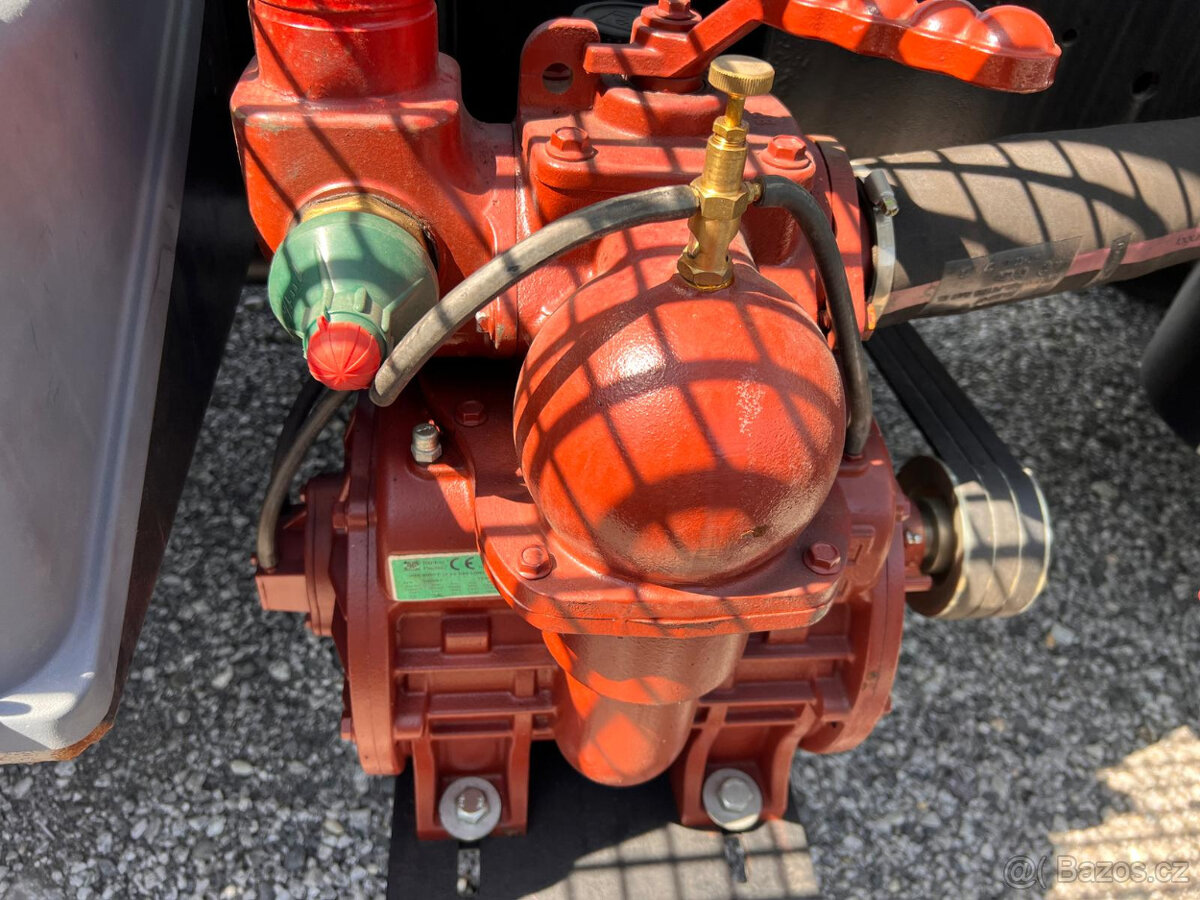 FEKALNY VUZ IVECO EUROCARGO-CISTERNA 10700L - 11