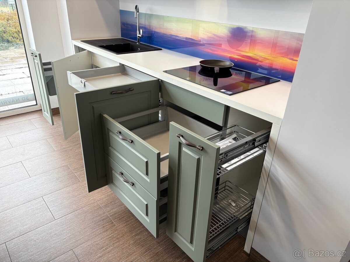 Nová Linka SONÁTA,něm.výroby, hedvábný lak-Šalvěj, 5 let zár - 11