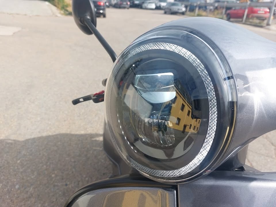 2009 PIAGGIO VESPA GTS 200 L - 11