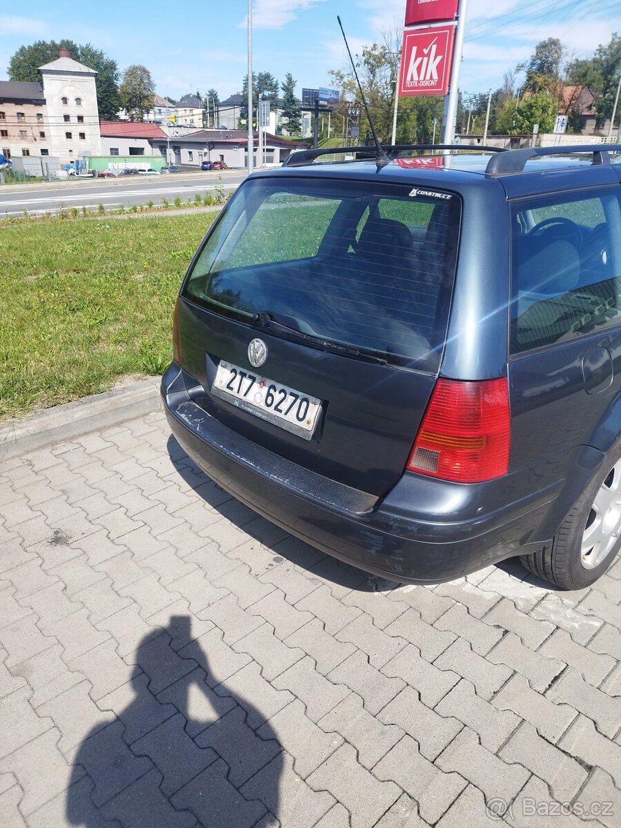 Wolkswagen golf variant - 11