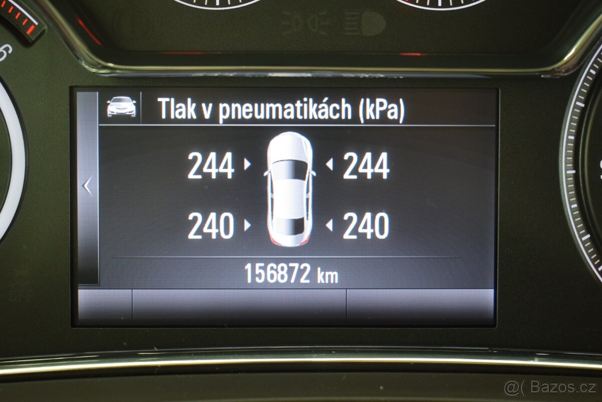 Opel Insignia 2,0 CTDi 125 kW, 1.maj.4x4,NAVI,2xALU, - 11