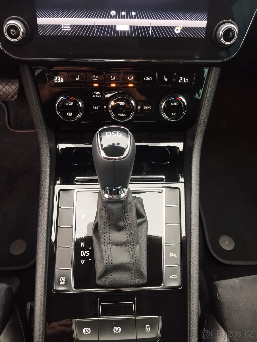 Škoda Superb 3 kombi 2.0 tdi 110kw - 11