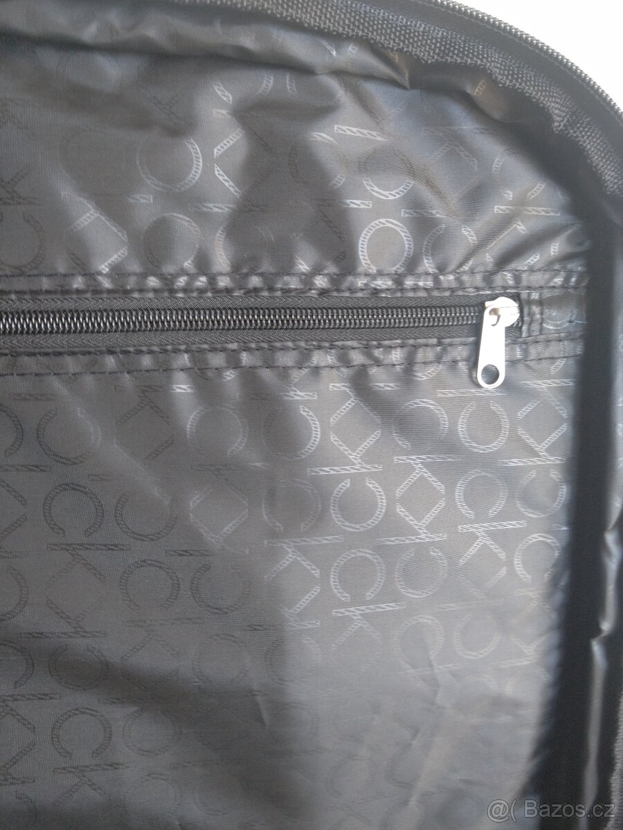 Calvin Klein - cestovní zavazadlo... - 11