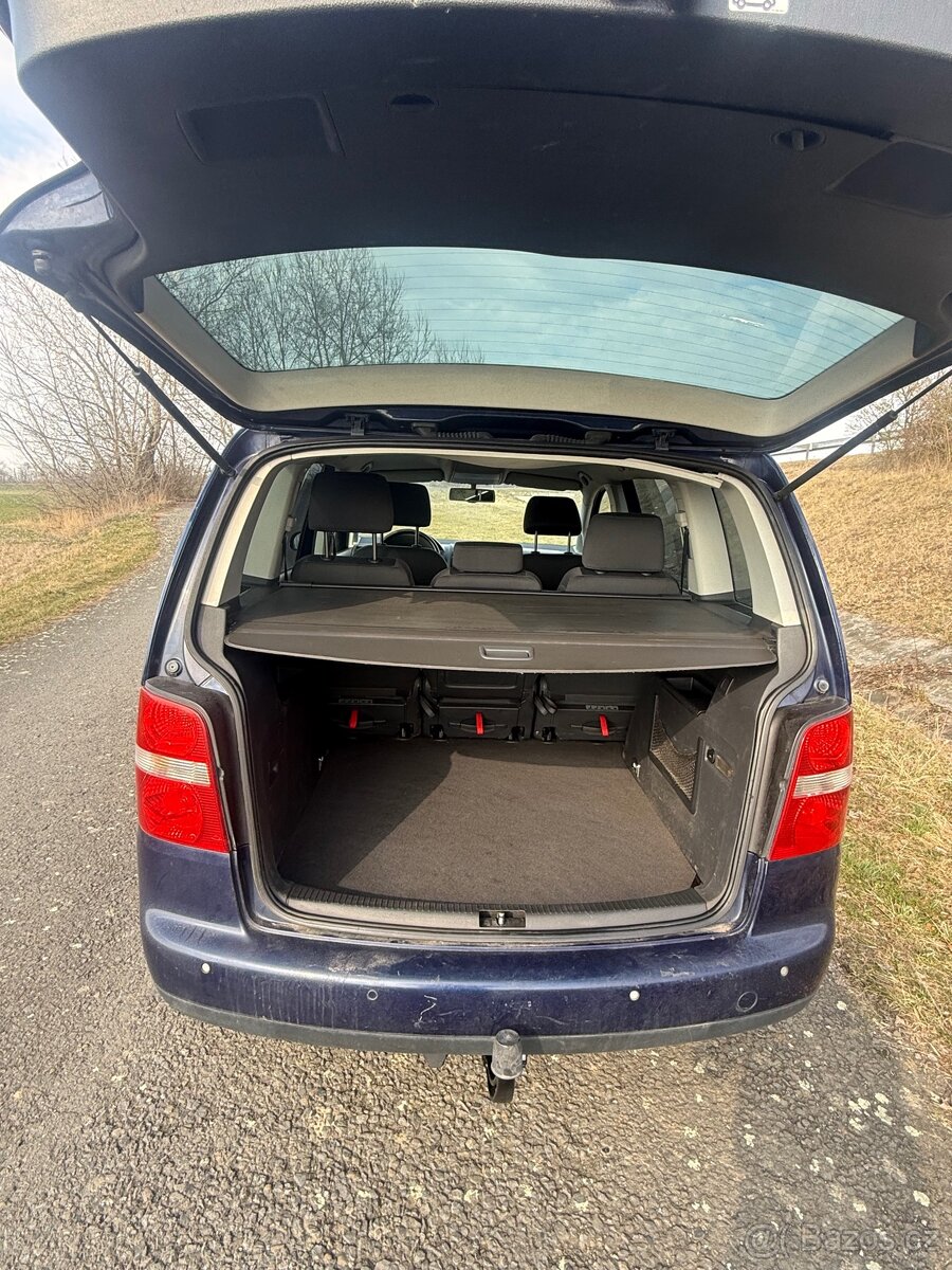 Vw touran 1.9tdi dsg - 11
