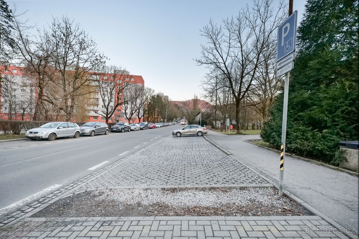 Prodej obchodního prostoru 16 m² Husova, Kopřivnice - 11