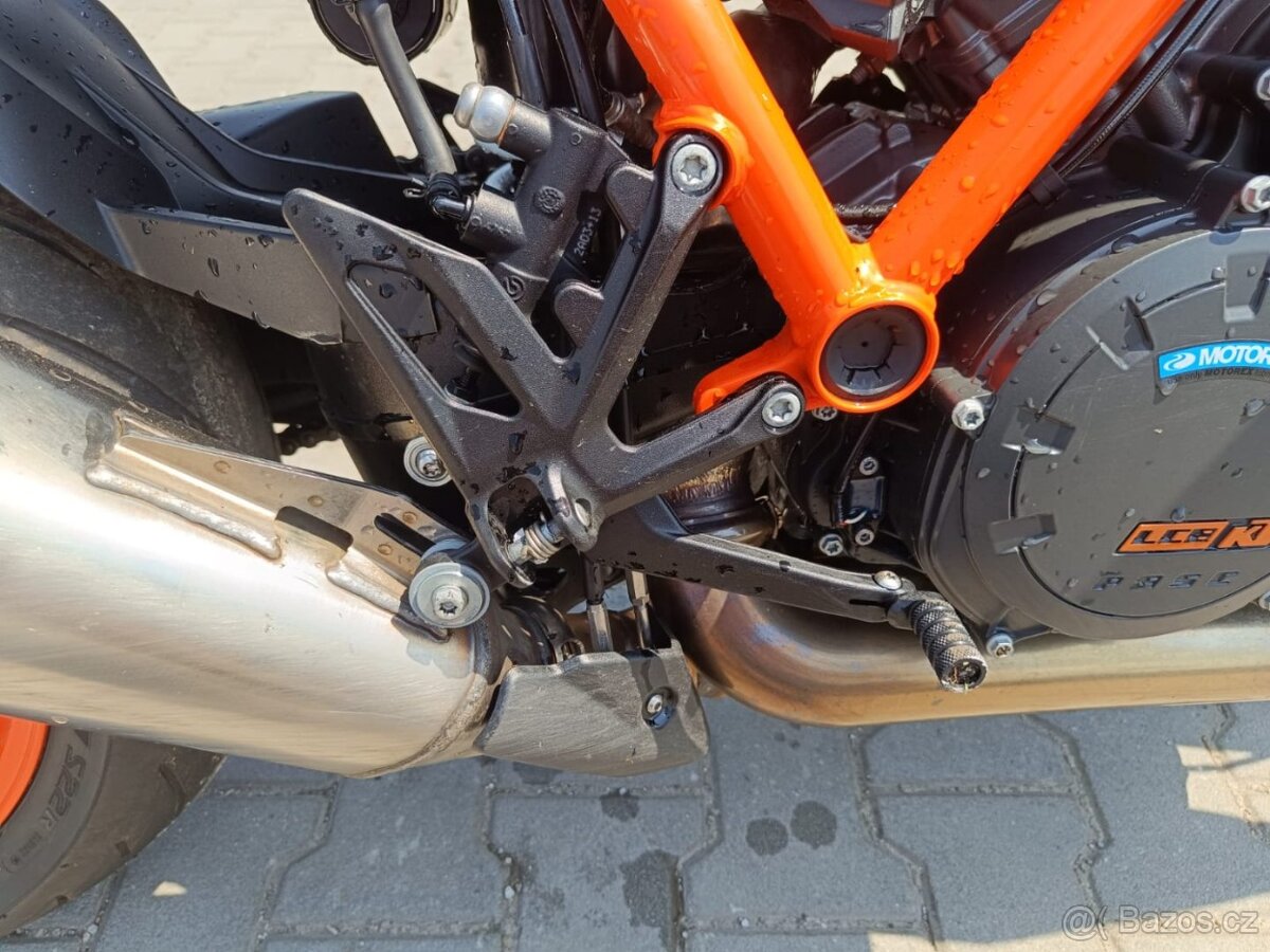 KTM 1290 Superduke R - 11