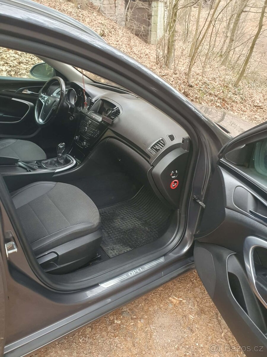 Opel Insignia 2012 2.0 TDCI 118KW - 11