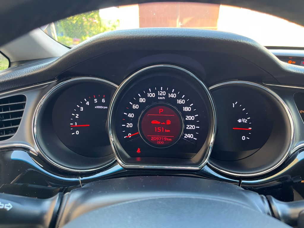 Kia Ceed SW 1.6 CRDi automat - 11