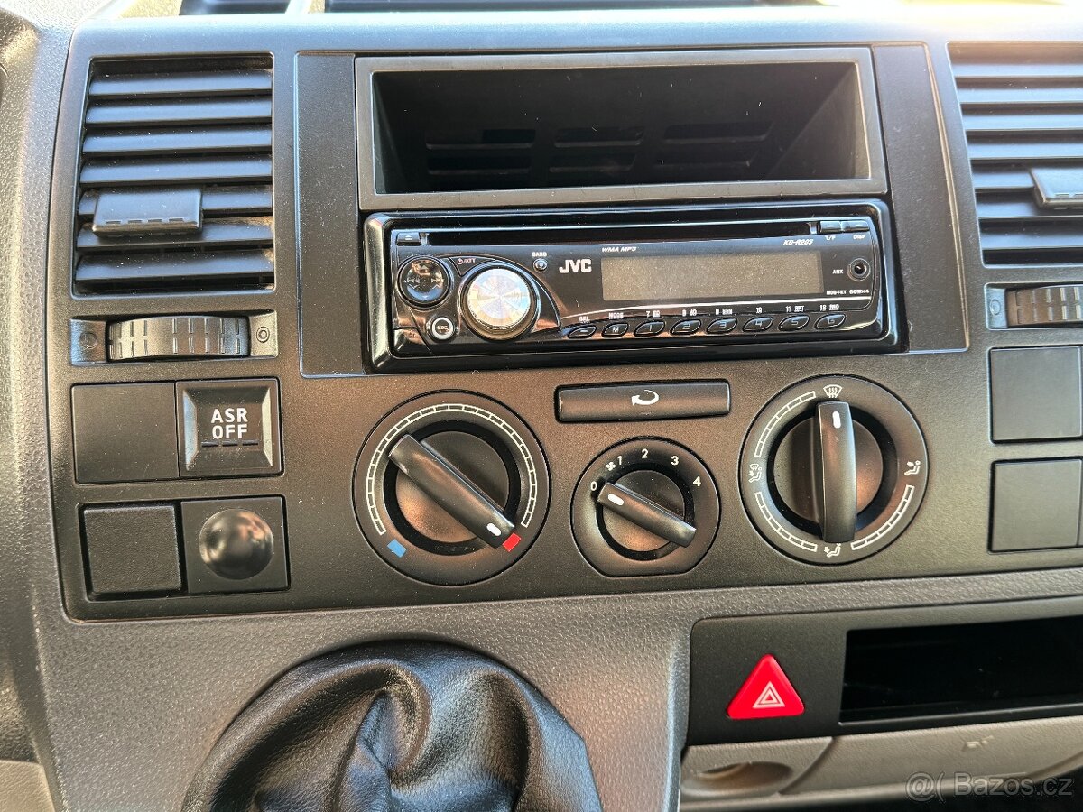 VW Transporter T5 valník, 6míst - 11