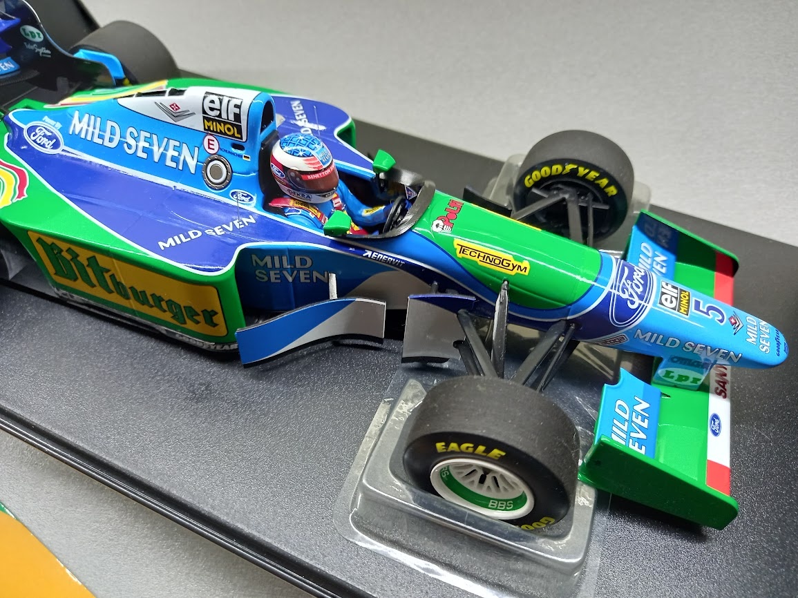 F1 BENETTON FORD B194 VÍTĚZ AUSTRÁLIE 1994 SCHUMACHER 1:18 - 11