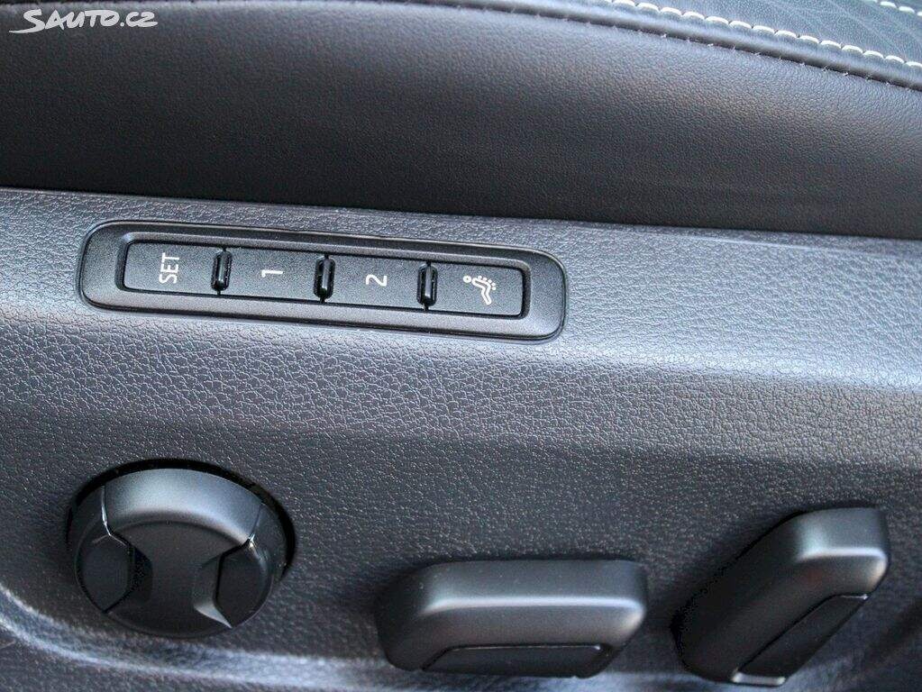 Škoda Superb 3 Combi 2.0TDI 147kW 4x4 DSG L&K záruka do 2028 - 11