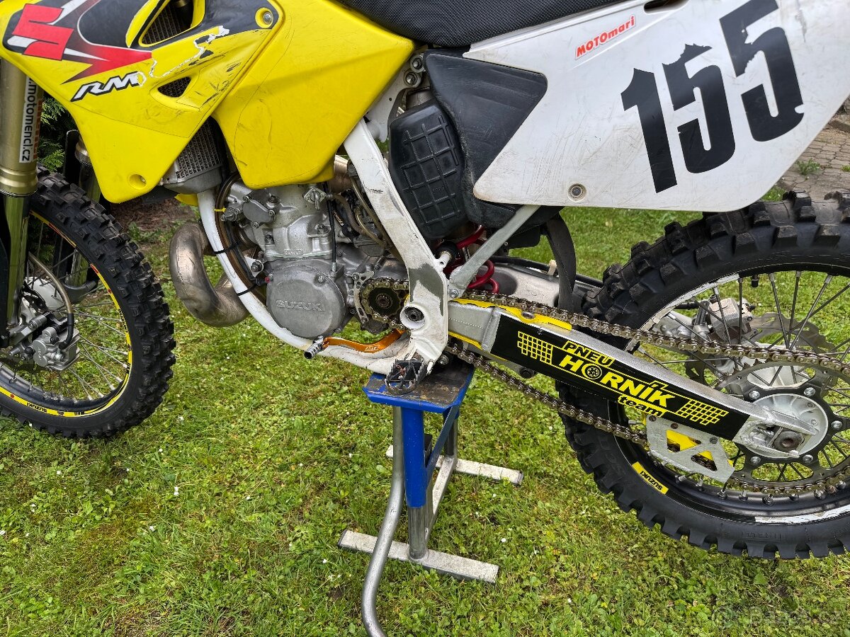 Suzuki RM 250 - 11